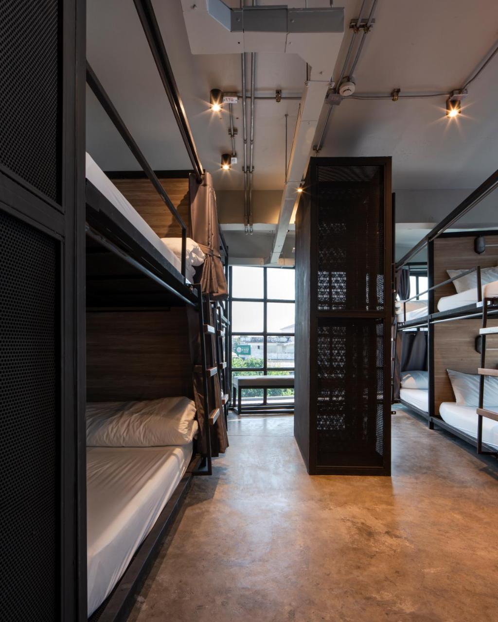 Bed 8-Bed Mixed Dormitory Room